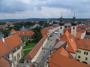 A general view of the preserved town centre and chateau of Telč